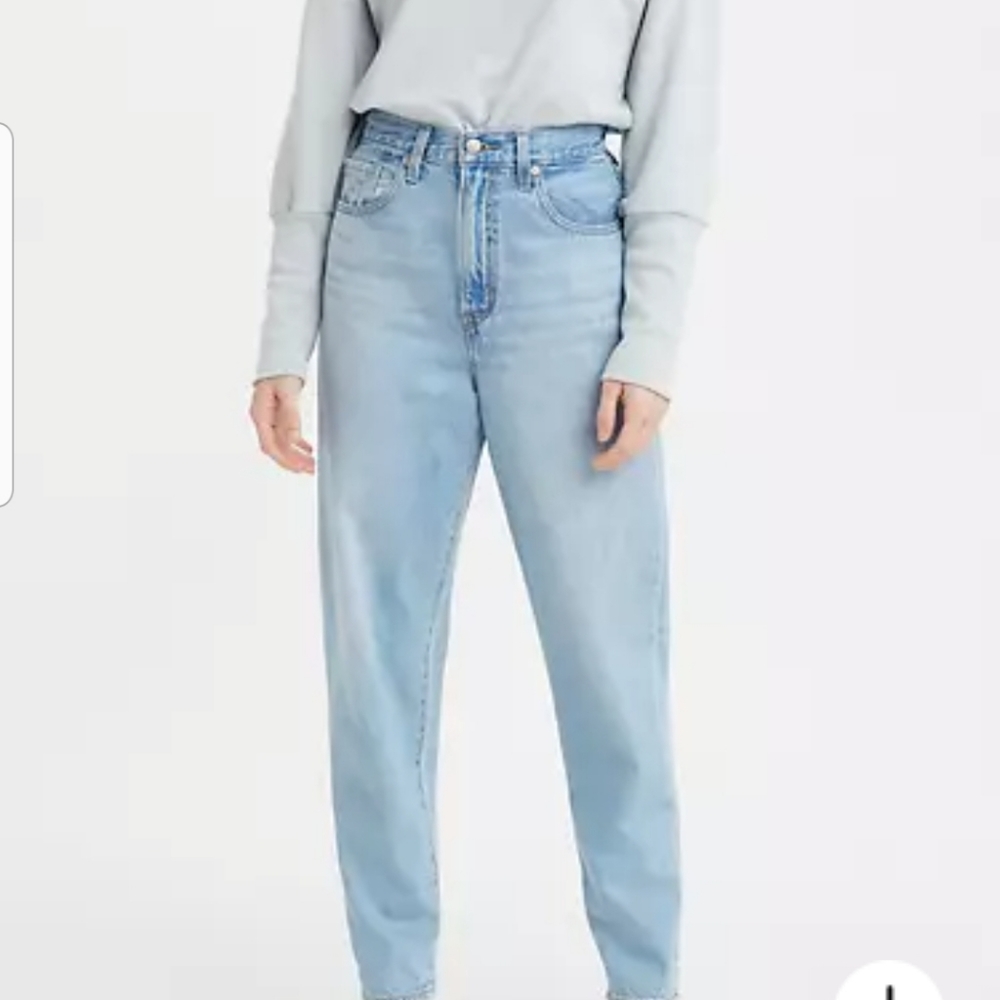 Levi Jean's - Mom Jean's
